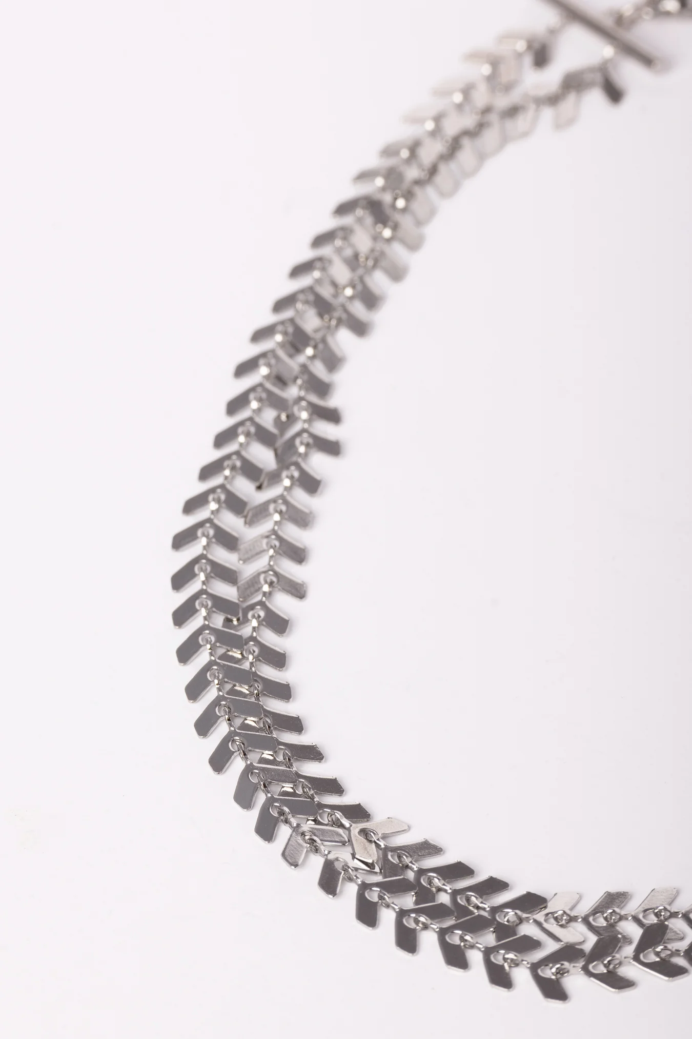 Silver Double Laurel Necklace - Image 5