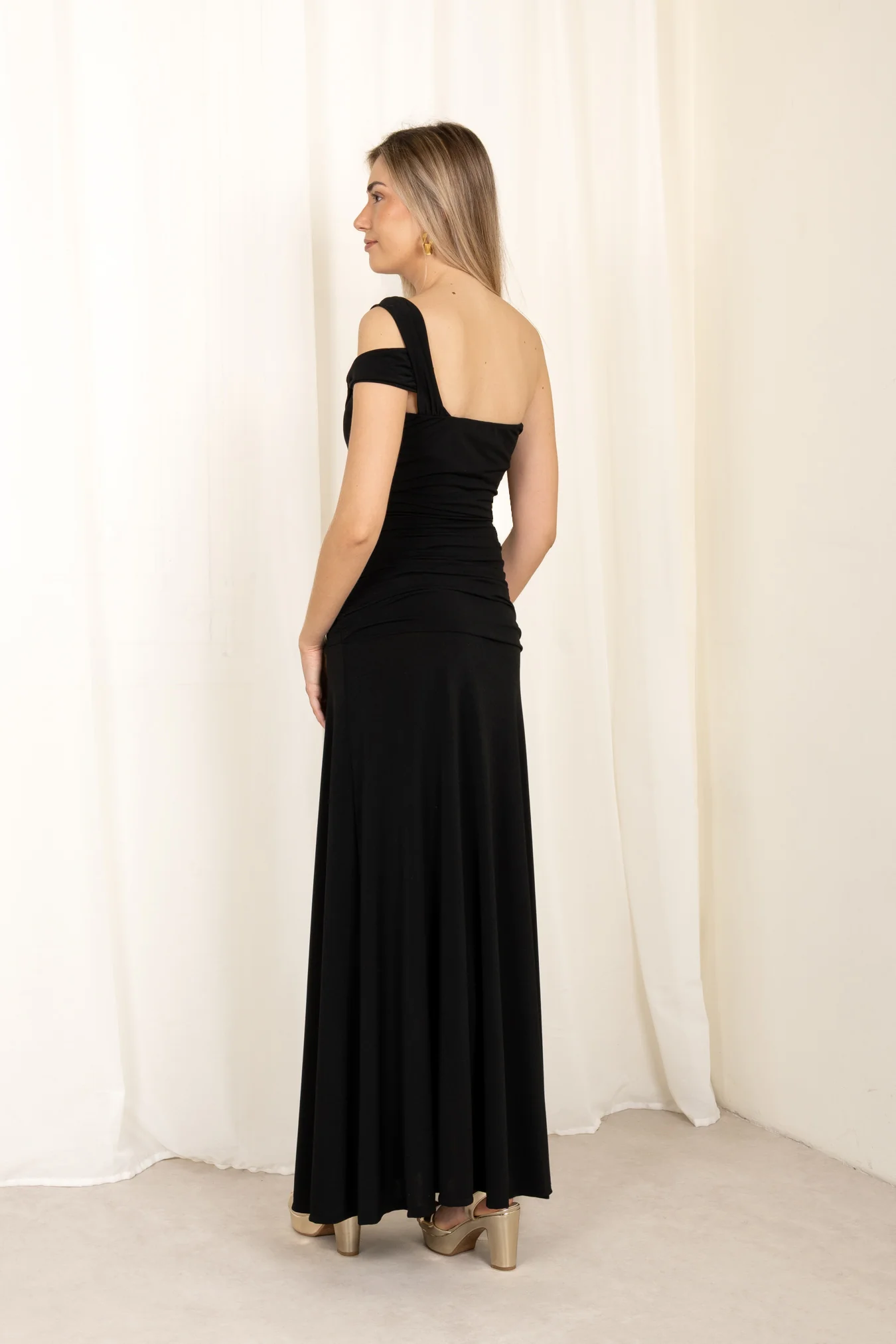 Vestido Gianna Negro - Image 4