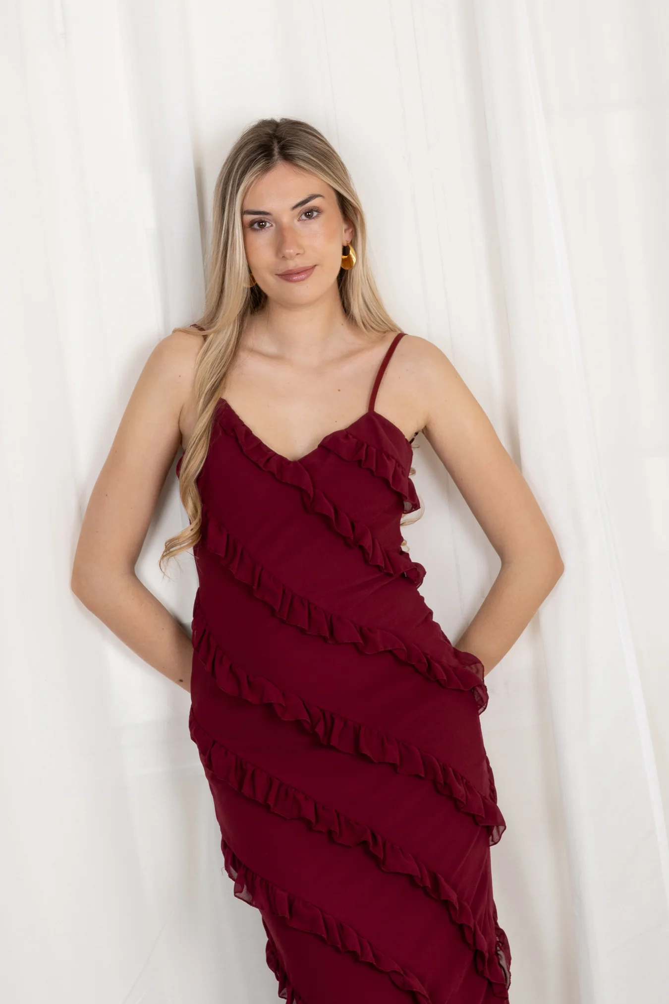 Vestido Maxi Volantes Granate - Image 3