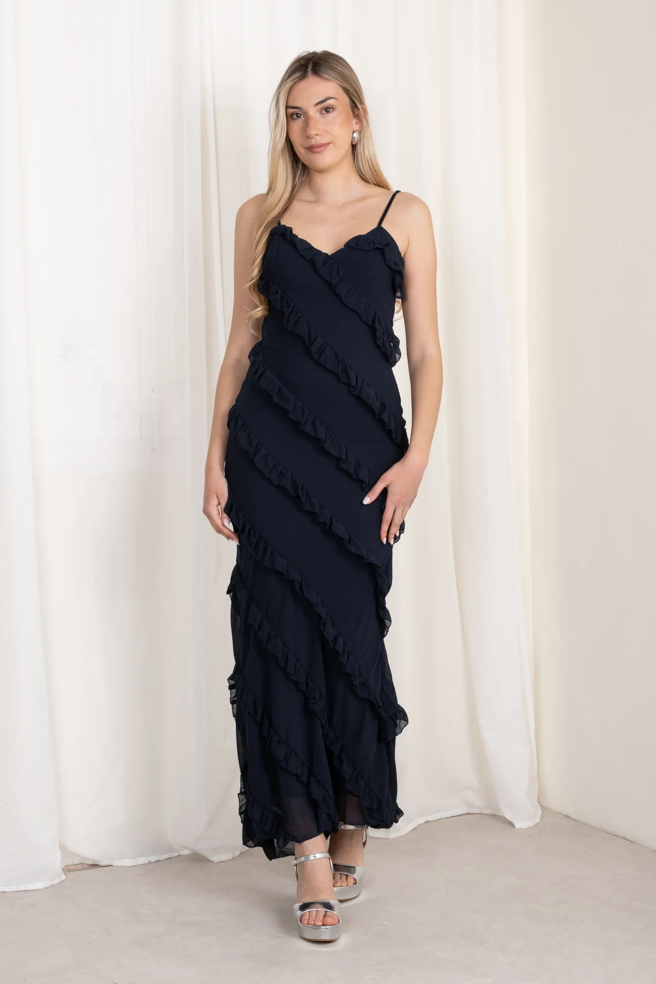 Vestido Maxi Volantes Azul Marino - Image 3