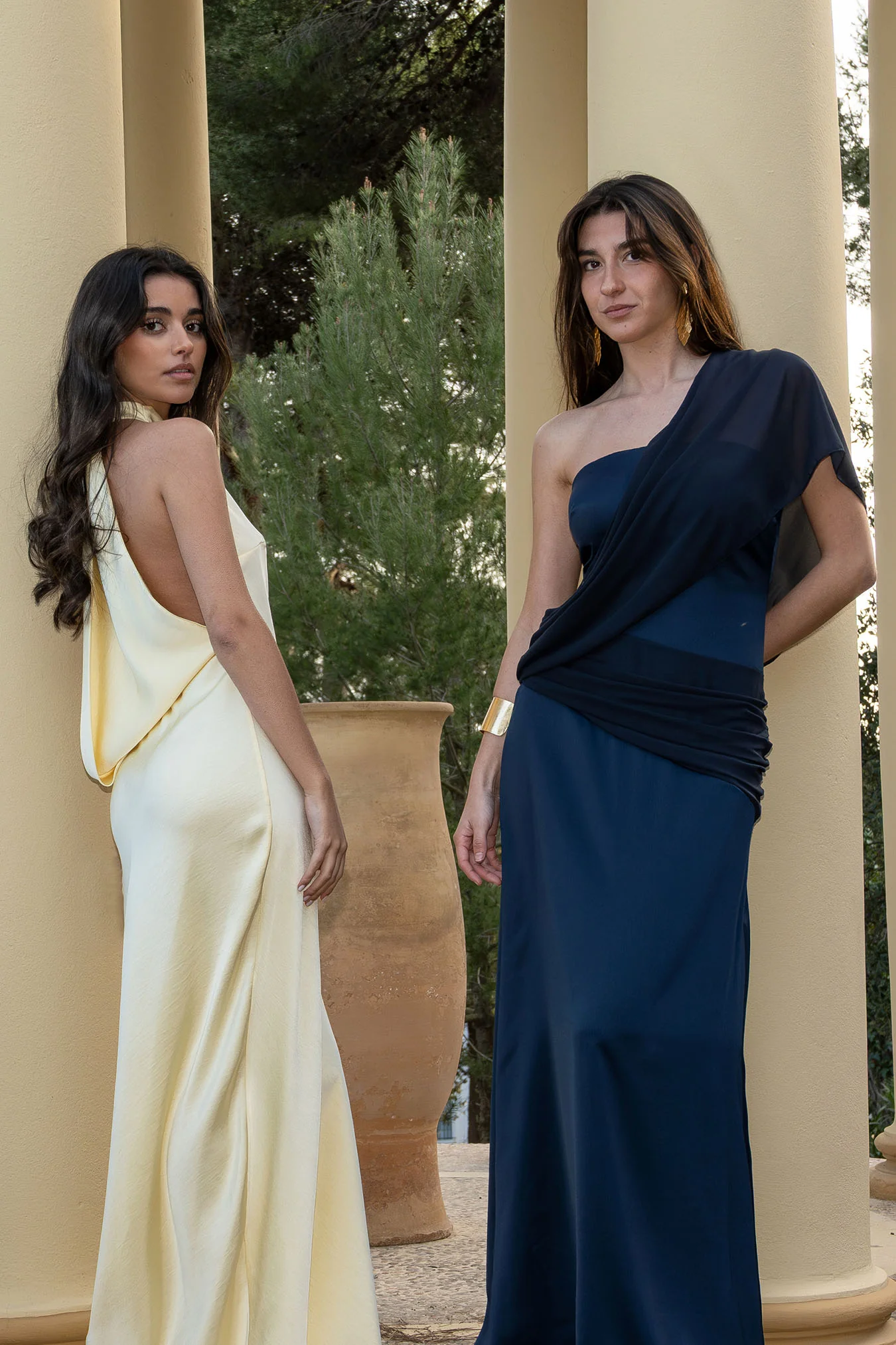 Vestido Timeless Azul Noche - Image 4